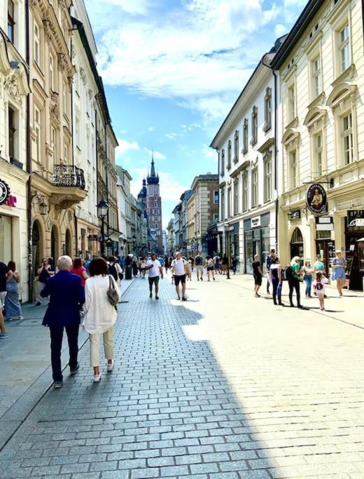شقة Quiet Luxury On Florianska كراكوفيا المظهر الخارجي الصورة