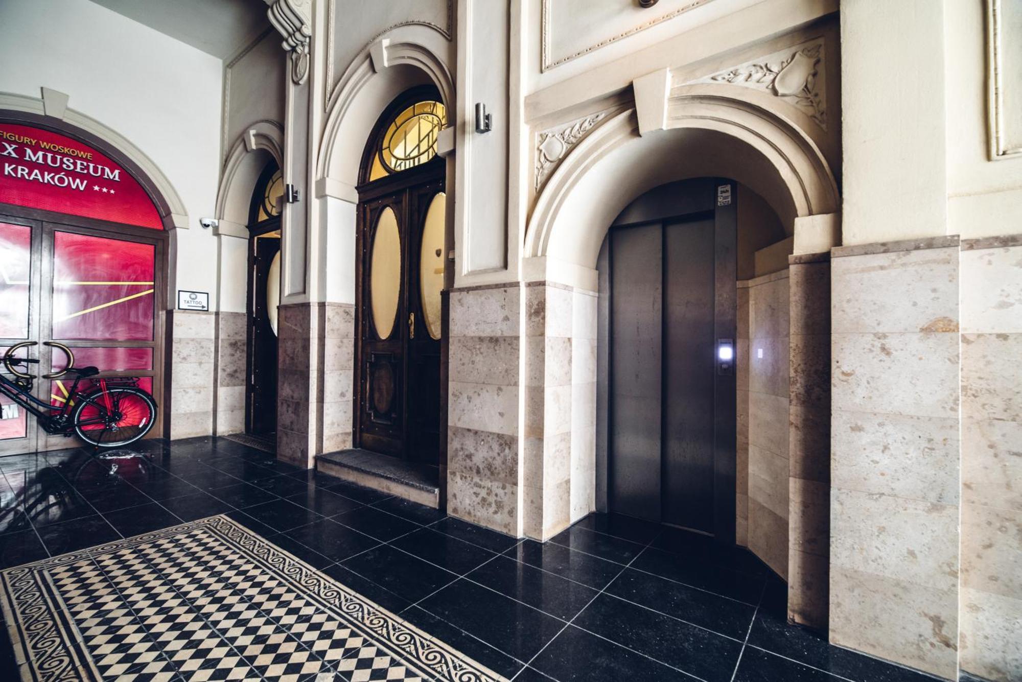 شقة Quiet Luxury On Florianska كراكوفيا المظهر الخارجي الصورة